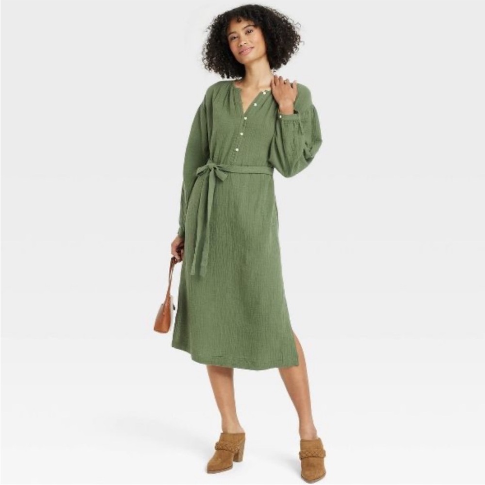 Universal Thread Green Midi Dress
(59)